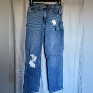 🌺 2 FOR 20 Hollister High Rise Straight Jeans 00R